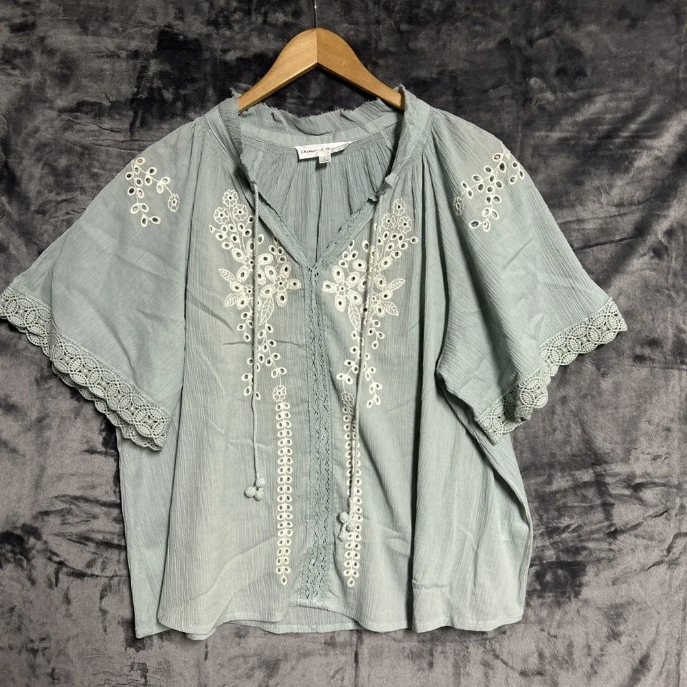 Chelsea & Theodore Women's Large Green Embroidered Crinkle Tunic Top Boxy‎ Boho